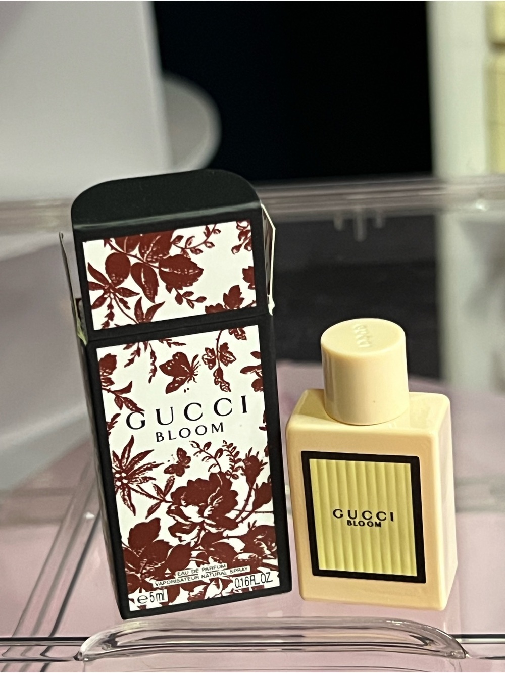 Gucci Flora Perfume Miniatura - Picture 2 of 11